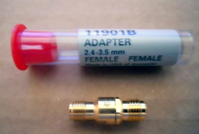 Keysight (Agilent) 11901B 26.5 GHz, 2.4 mm (f) to 3.5 mm (f) Adapter
