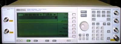 Keysight (Agilent) E4430A ESG-D1000A 1000 MHz Digital RF Signal Generator
