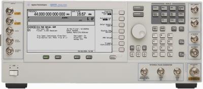 Keysight (Agilent) E8267D 250 kHz to 13/20/31.8/44 GHz PSG Vector CW Signal Generator
