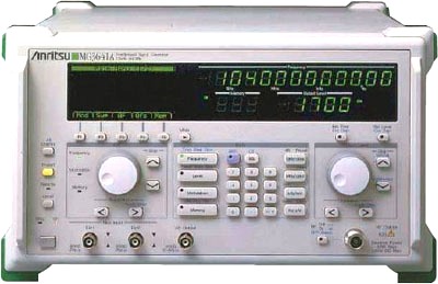 ANRITSU MG3641A 1040 MHz Synthesized Signal Generator