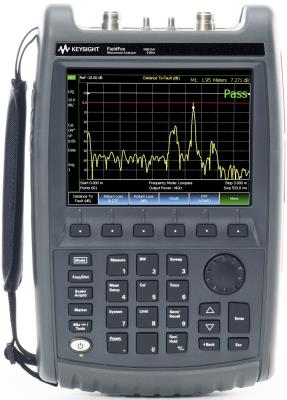 KEYSIGHT N9915A 9 GHz FieldFox Handheld RF Combination Analyzer