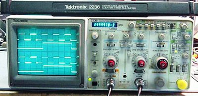 TEKTRONIX 2236 2 Ch 100 MHz Dual Trace Oscilloscope