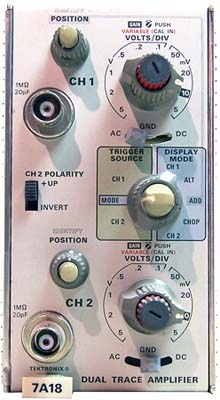 TEKTRONIX 7A18 Dual Trace Amplifier Plug-in TEKTRONIX 7A18 Dual Trace Amplifier Plug-in