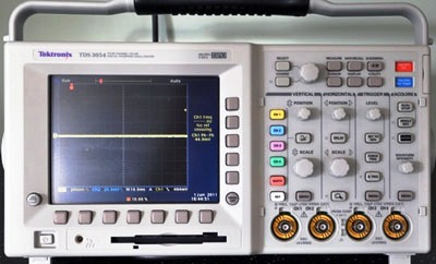 TEKTRONIX TDS3034  TEKTRONIX TDS3034