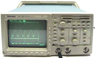 TEKTRONIX TDS380 2 Ch Analog Oscilloscope TEKTRONIX TDS380 2 Ch Analog Oscilloscope
