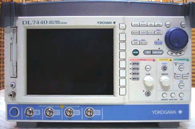 YOKOGAWA DL7440-701450 4 Ch 500 MHz SignalExplorer Digital Oscilloscope
