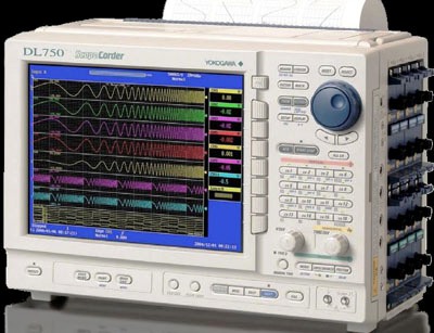 YOKOGAWA DL750-701210 Digital Oscilloscope / Chart Recorder Mainframe